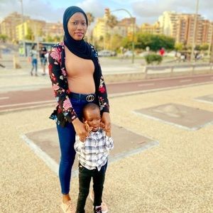 Meet your Posher, Mbass